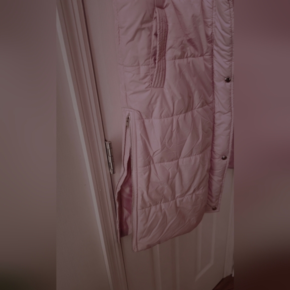Leani Women's Light/Blush Pink Hooded Puffer Coat/Long Vest - Size Medium - Picture 7 of 12